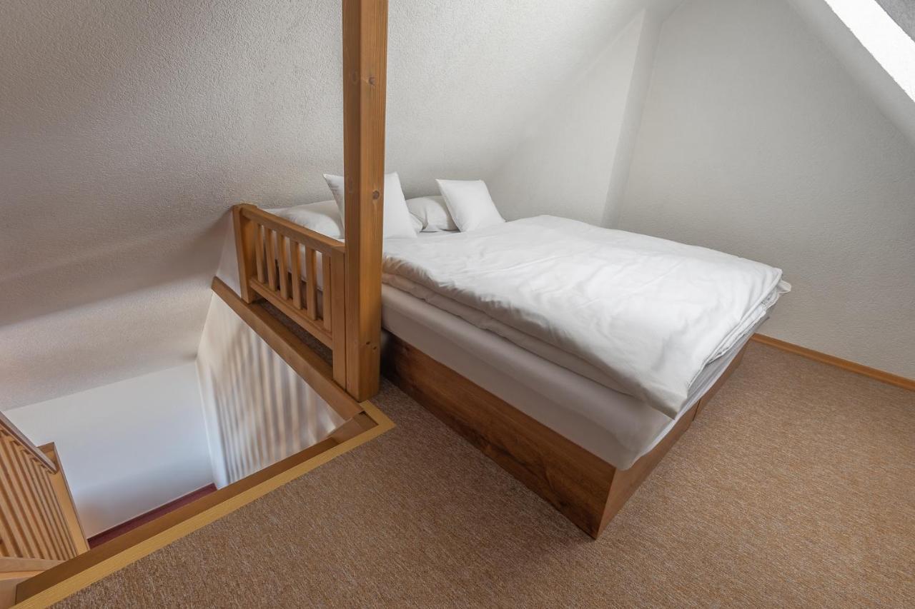 Apartmány Pod Chopkom Pavčina Lehota Esterno foto